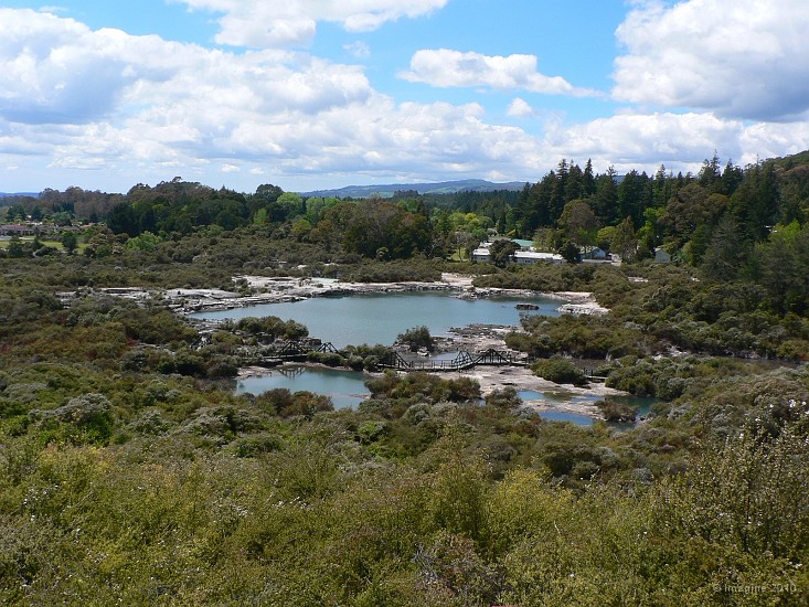 5.30- Le parc geothermal.JPG